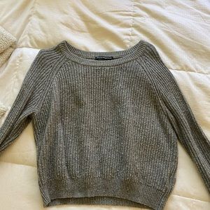 Brandy Melville sweater ( one size fits all)